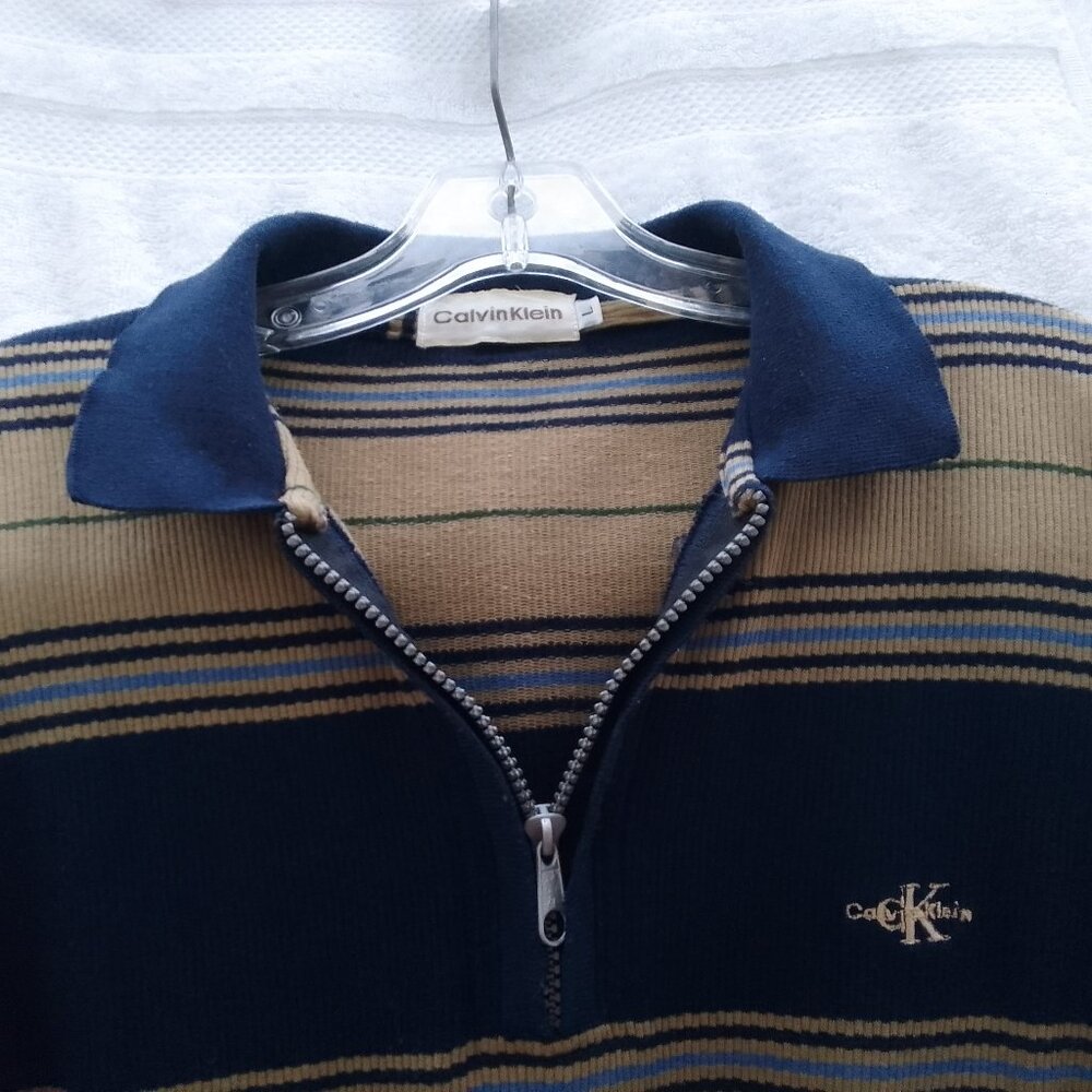 Your best offer? Kelvin Klein knit T-shirt